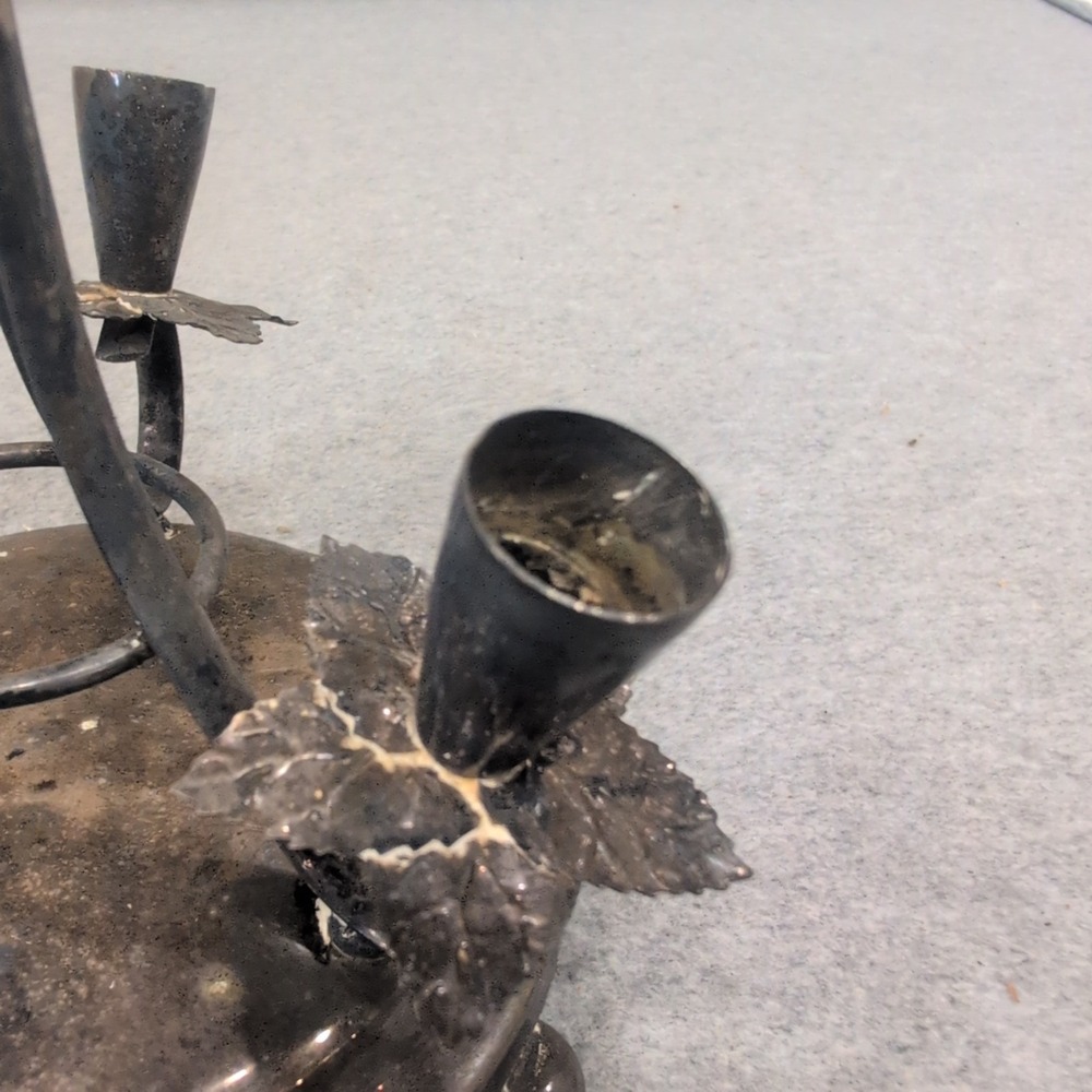 Vintage Metal 4 Light Candelabra Leaf Detail Gothic Tabletop Centerpiece - Picture 4 of 7
